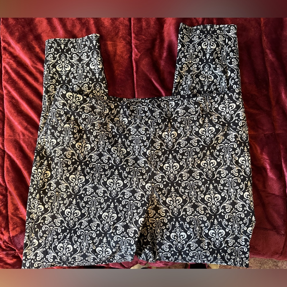 Women’s patterned pants